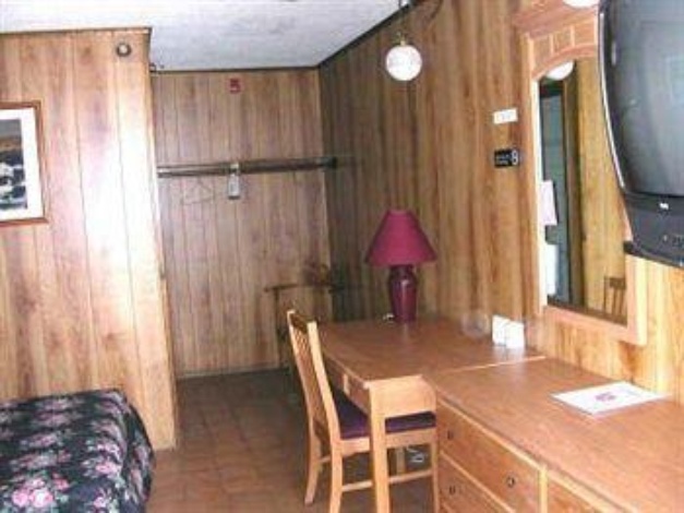 Mayflower Motel Milford