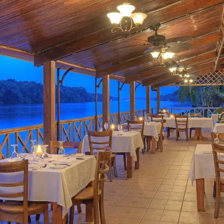 Tortuga Lodge