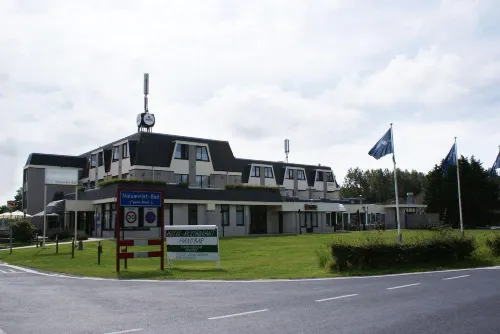 Fletcher Hotel - Restaurant Nieuwvliet Bad - Kolam Renang