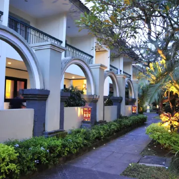 Legian Paradiso Hotel