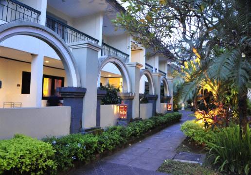 Legian Paradiso Hotel Bali Latest Price Reviews Of Global Hotels 22 Trip Com