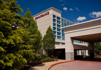 Renaissance Newark Airport Hotel Hotels near TUMI Outlet Store - The Mills at Jersey Gardens
