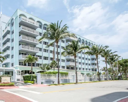 Solara Surfside Hotels in Surfside