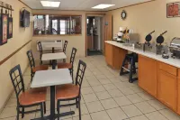 Quality Inn - Gym