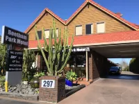 Beetham Park Motel Hotel dekat Hamilton Zoo
