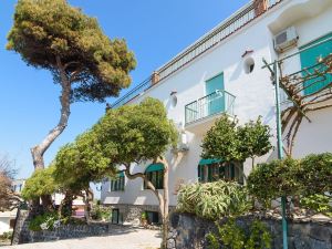 Hotel Albergo Riviera Isola di Procida