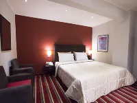 The J Hotel & Spa โรงแรมใกล้สวนสนุกเบรุตลูนาพาร์ค