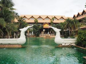 Villa Thongbura
