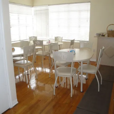 Island House South Beach Отели рядом с достопримечательностью «Памятник жертвам Холокоста»