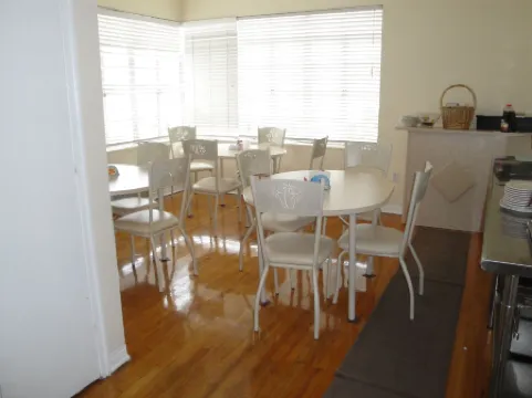 Island House South Beach Отели рядом с достопримечательностью «Интракостал Уотеруэй»