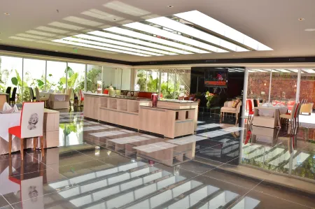 Savoy Hotel Encarnación