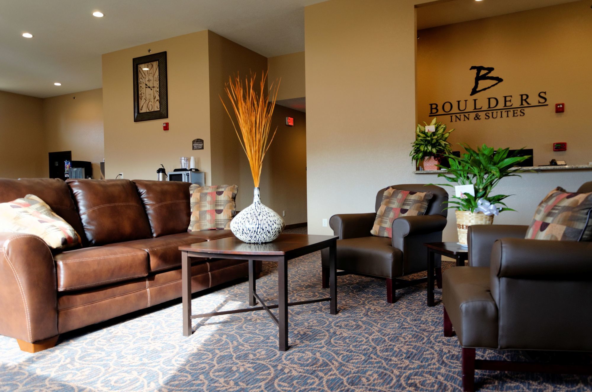 Cobblestone Inn & Suites - Denison - Oak Ridge