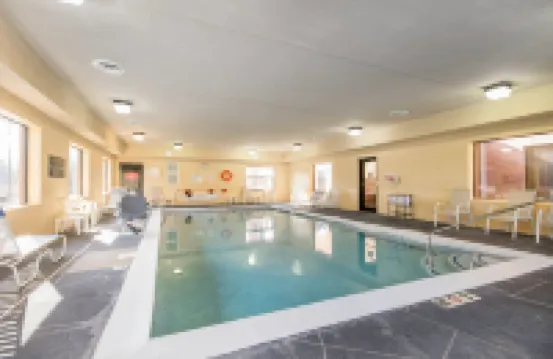 Comfort Suites Louisville Airport