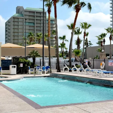 Comfort Suites Beachside