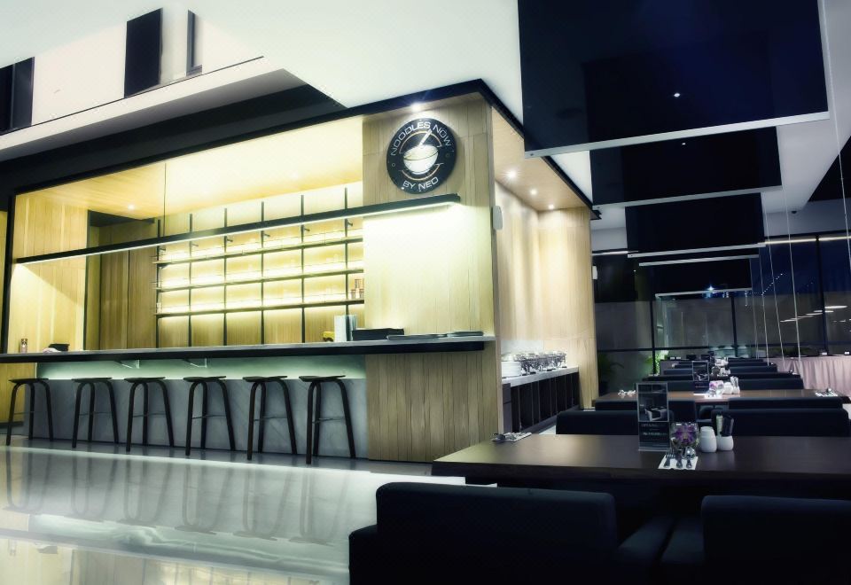 Hotel Neo Tendean Jakarta Over view