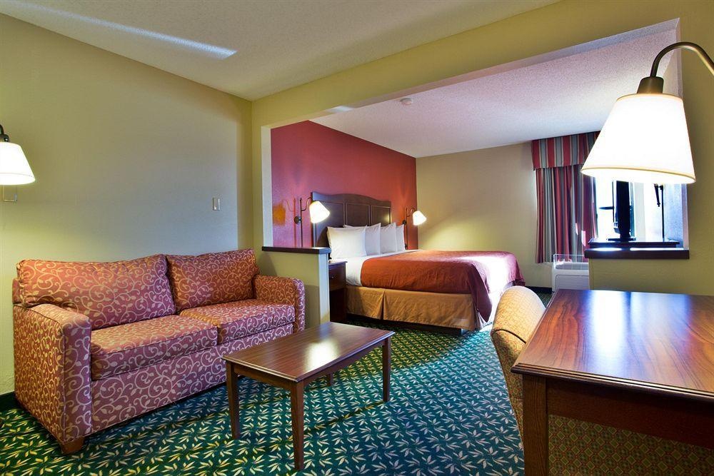 Comfort Inn & Suites