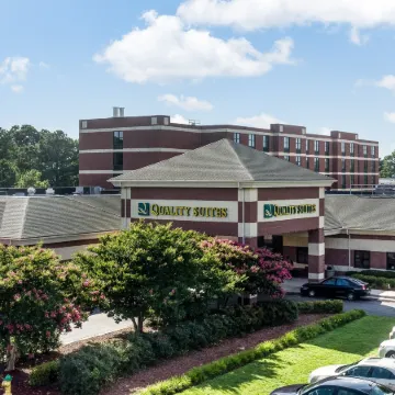 Quality Suites Lake Wright Norfolk Airport