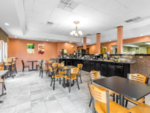 Quality Inn Simpsonville-Greenville Hotels in Simpsonville