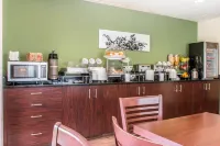 Sleep Inn & Suites of Lancaster County - breakfast