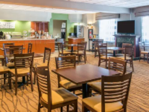 Sleep Inn & Suites Oregon - Toledo オレゴンのホテル