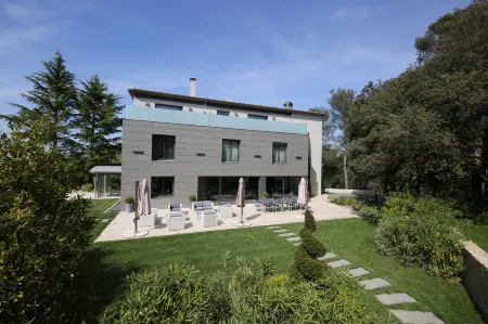 Domaine Rampale Отели в г. Фюво