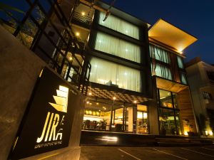 Jira Boutique Residence