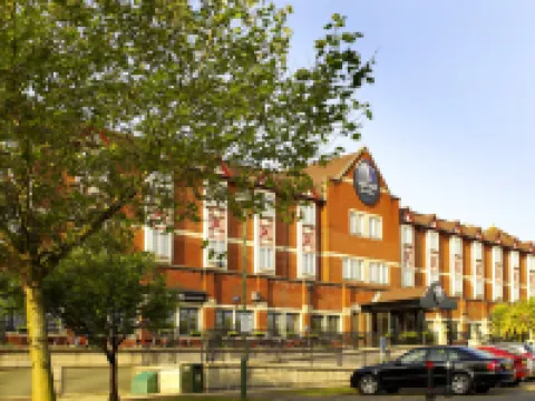 Village Hotel Cardiff Hotels in Cardiff