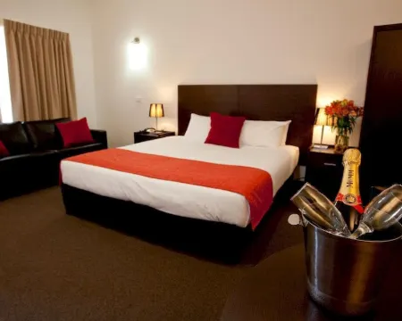 Mercure Port of Echuca Hotels in Echuca