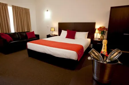 Mercure Port of Echuca Отели в г. Эчука