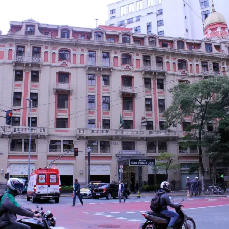 Hotel Euro Suite São Paulo by Nacional Inn Отели рядом с достопримечательностью «Музей науки Катавенто»
