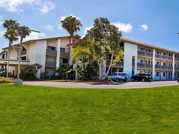 Best Western Carlsbad by The Sea