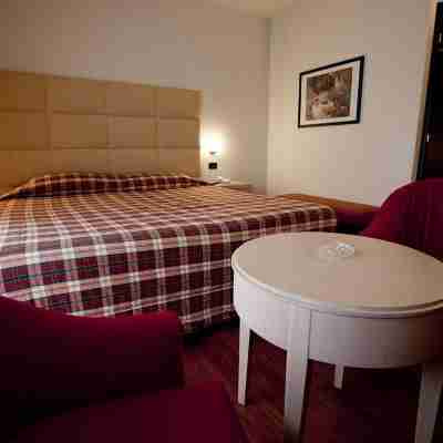 Hotel Donatello Imola Rooms