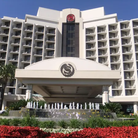 Sheraton San Diego Resort Отели рядом с достопримечательностью «Стадион «Петко-Парк»»