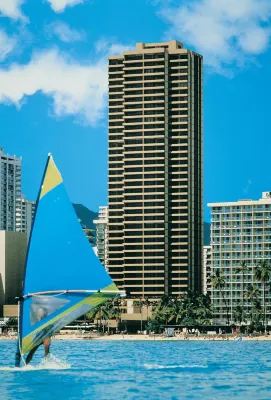 Aston Waikiki Beach Tower فنادق في 