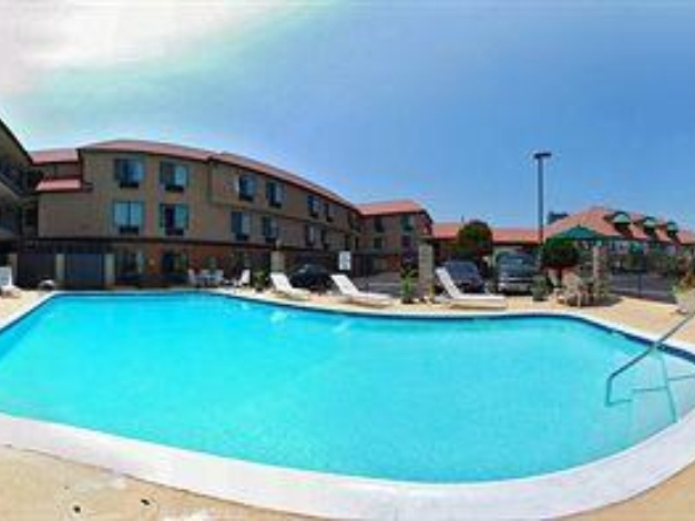 Quality Inn & Suites Bell Gardens - Los Angeles