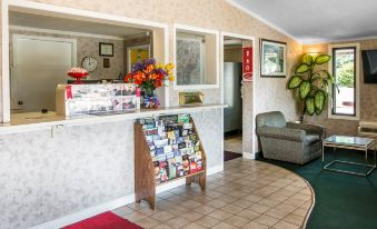 Rodeway Inn Madison Heights