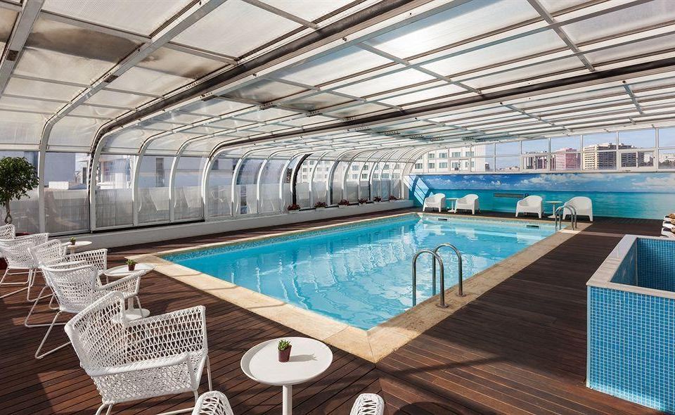 2. 호텔 머큐어 리..