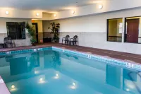 Sleep Inn & Suites - piscina