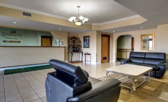 Quality Inn & Suites Pearl-Jackson