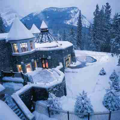 Fairmont Banff Springs Hotel Exterior