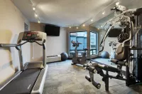 Ramada by Wyndham Kamloops - Gym