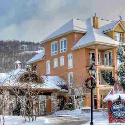 Tour des Voyageurs Hotel Exterior