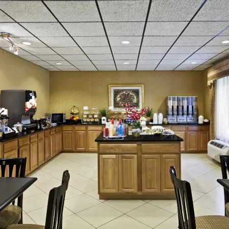 Best Western Plus Richmond Hill Inn