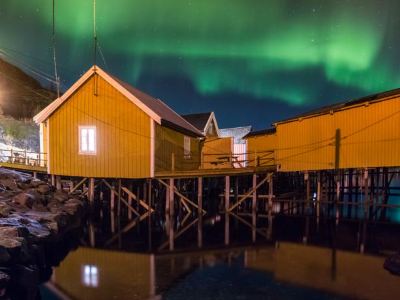 Tind Seaside Cabins