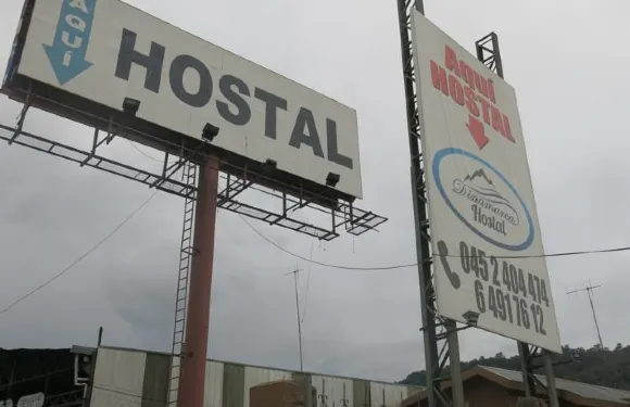 Hostal Dinamarca旅舍