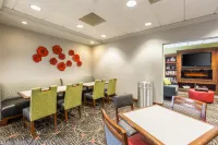 Comfort Inn Kearney I-80 - breakfast