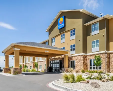 Comfort Inn & Suites Artesia Hotels in Eddy County