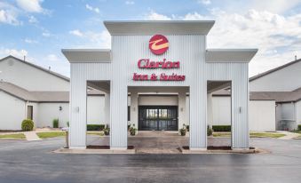 Greenstay Inn & Suites Court View