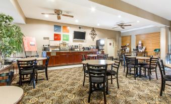 Quality Inn & Suites Benton - Draffenville