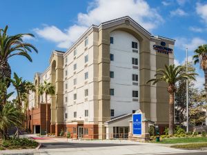 Candlewood Suites Anaheim - Resort Area, an IHG Hotel